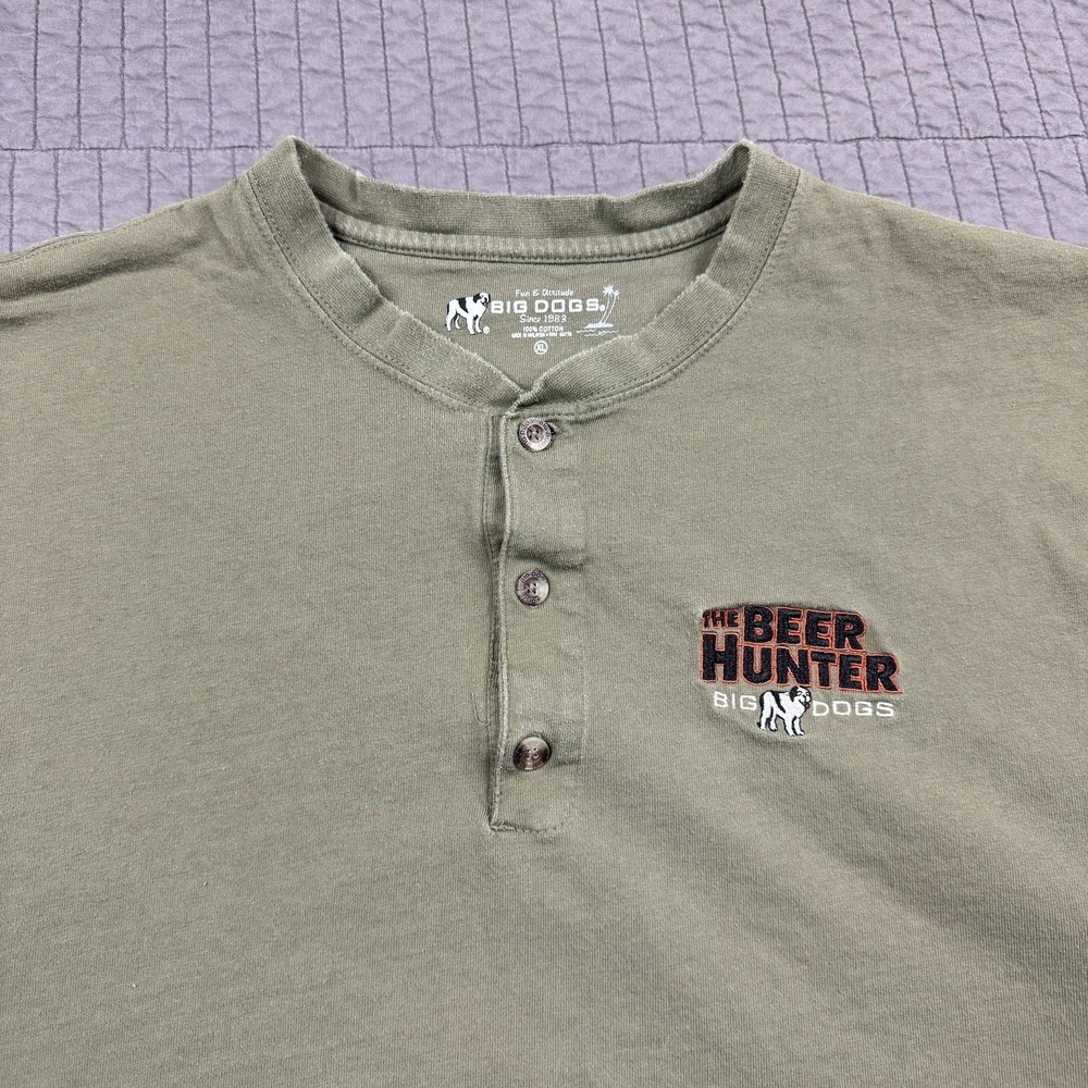 Y2K Big Dogs T Shirt Men XL Green‎ Henley The Beer Hunter Embroidered Logo - Picture 2 of 9